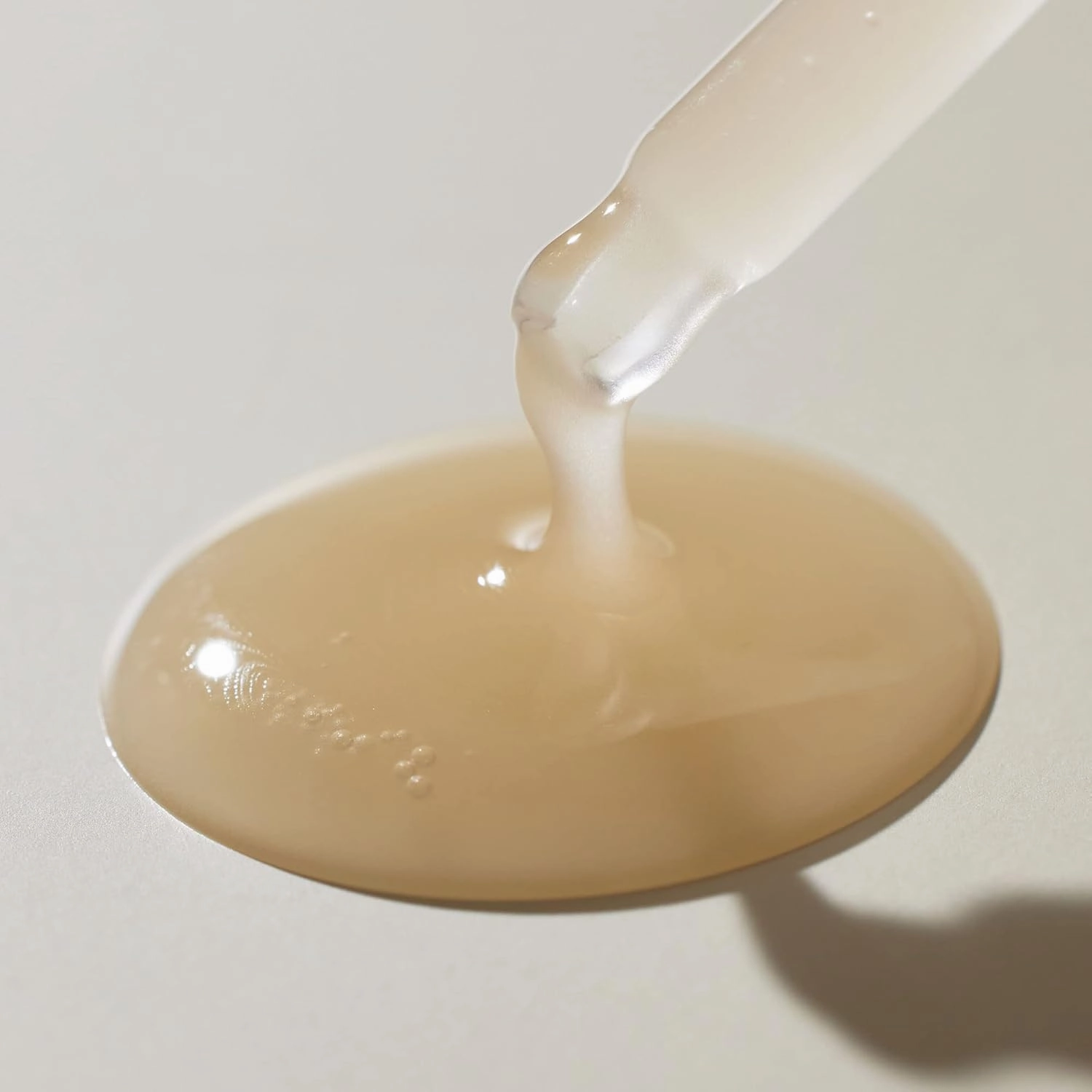 BLITHE Niacinamide 5%   Tranexamic Acid 3% Serum, Dark Spot Corrector - Vitamin B3 Niacinamide for Face, Skin Soothing Cica & Allantoin, Arbutin & Tranexamic Acid, 1oz
