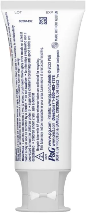 Crest 3D White Toothpaste Radiant Mint, 2.7 Oz (76g) - Pack of 4