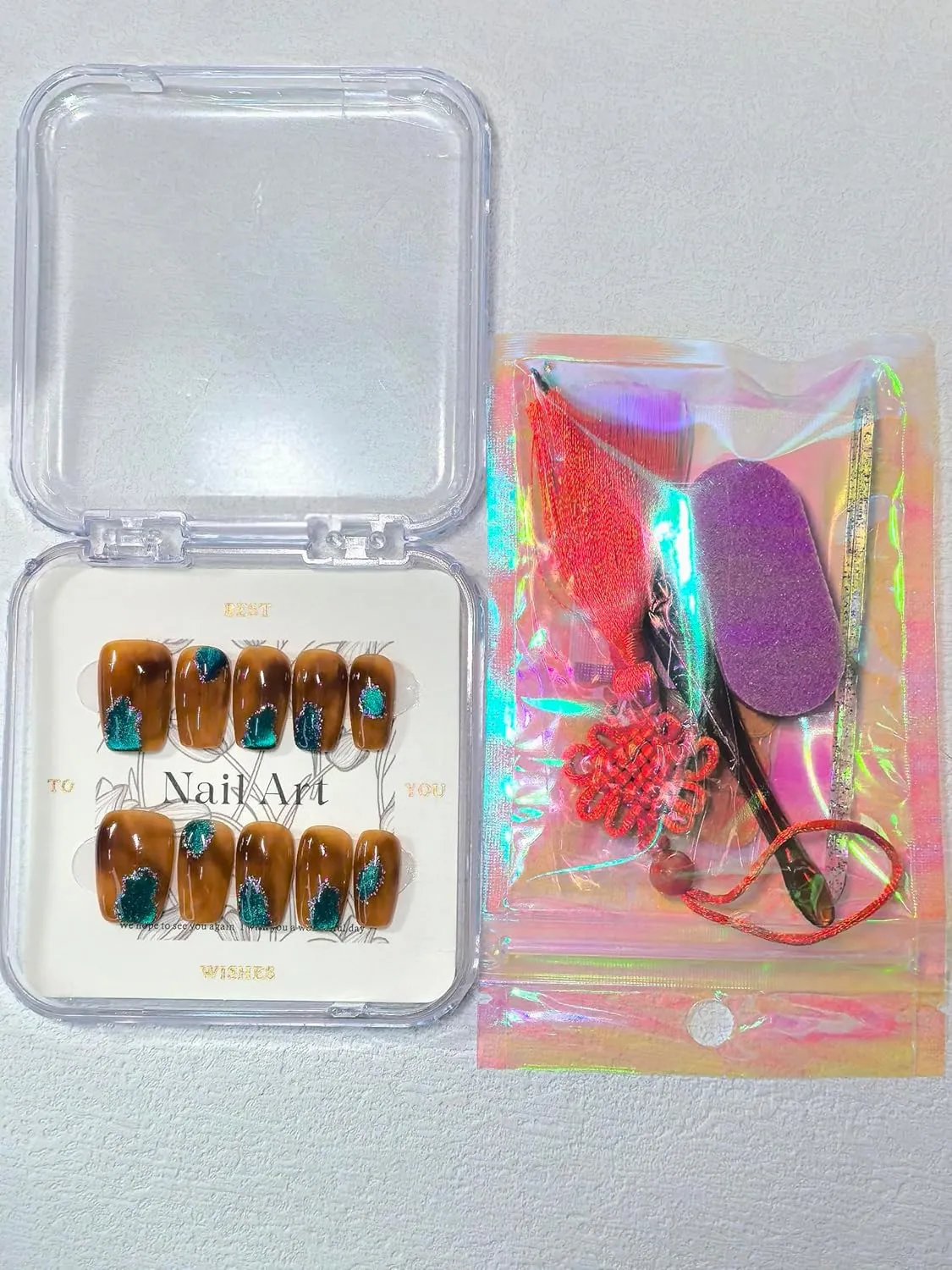 Cute Black Cat Press-On Nails, Short Squoval Artificial Nails, cat eye Design, 10 Pieces (Desert oasis, Medium hands)
