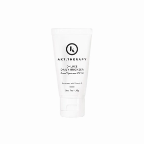 D-Luxe Daily Bronzer SPF 30