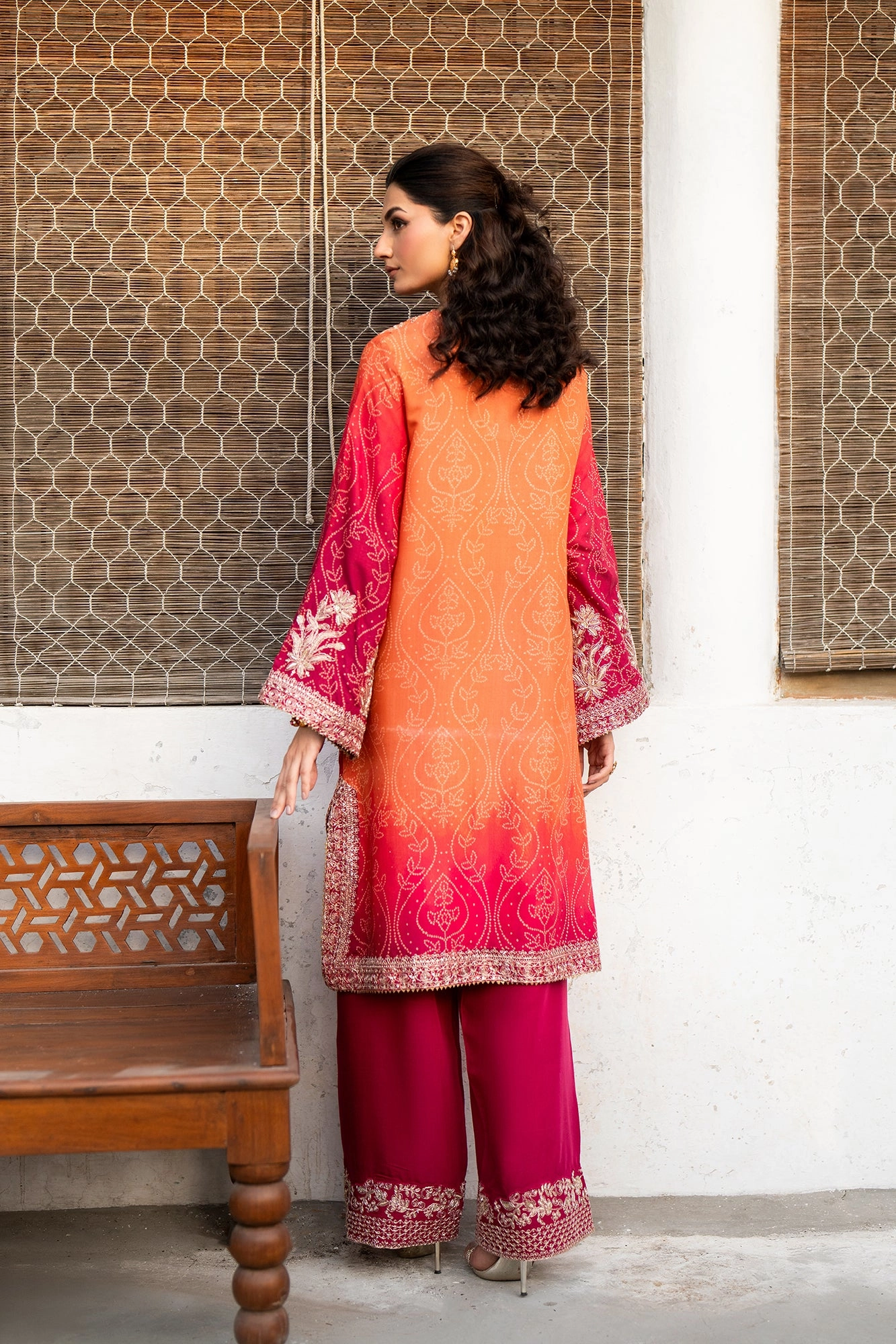 EMBROIDERED SUIT (E0792/104/212)