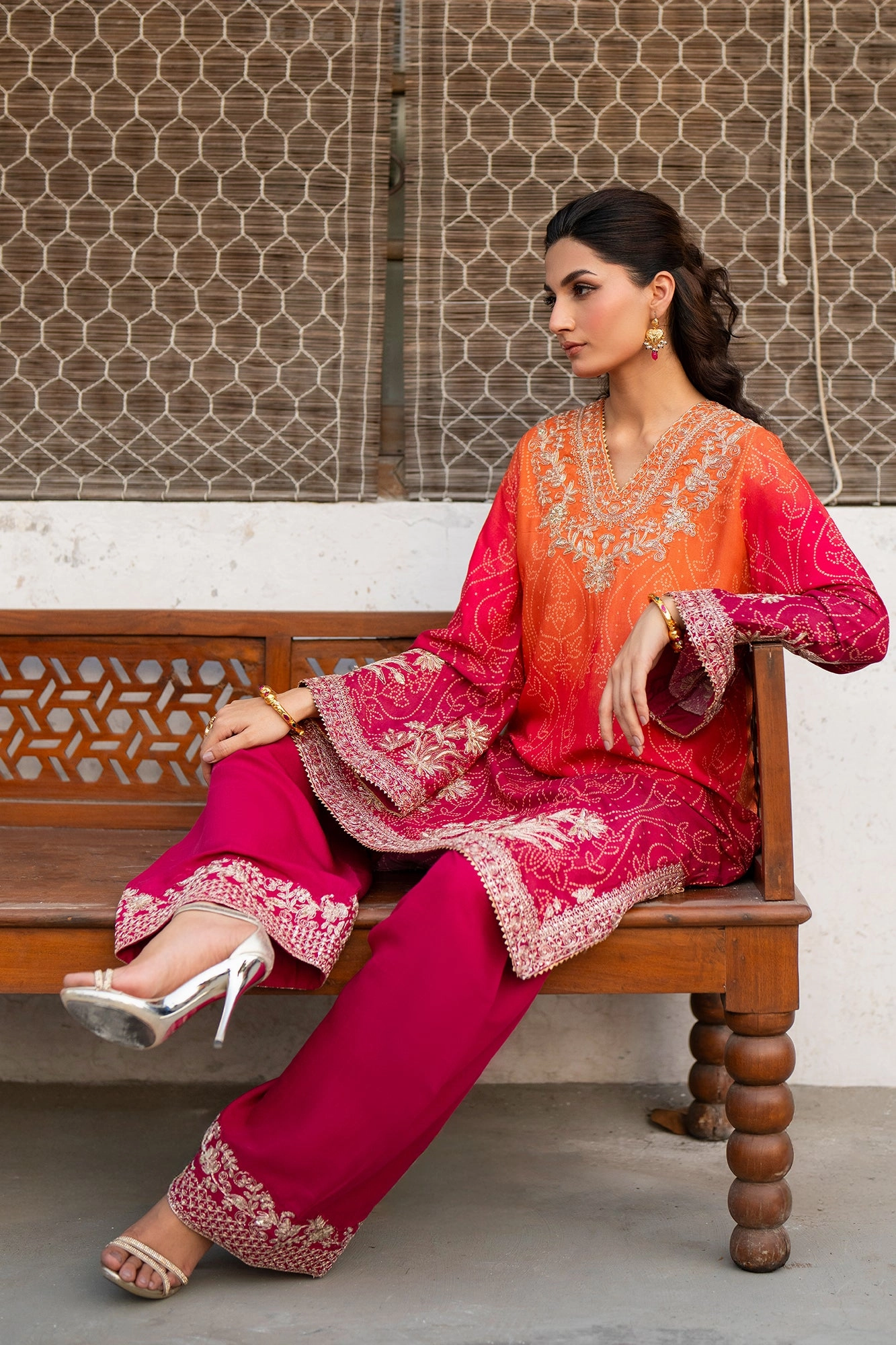 EMBROIDERED SUIT (E0792/104/212)