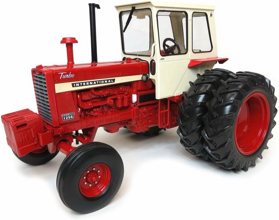 ERTL 1/16 50th Anniversary Collector Edition International Harvester 1256 Ice Cream Box Cab with Duals