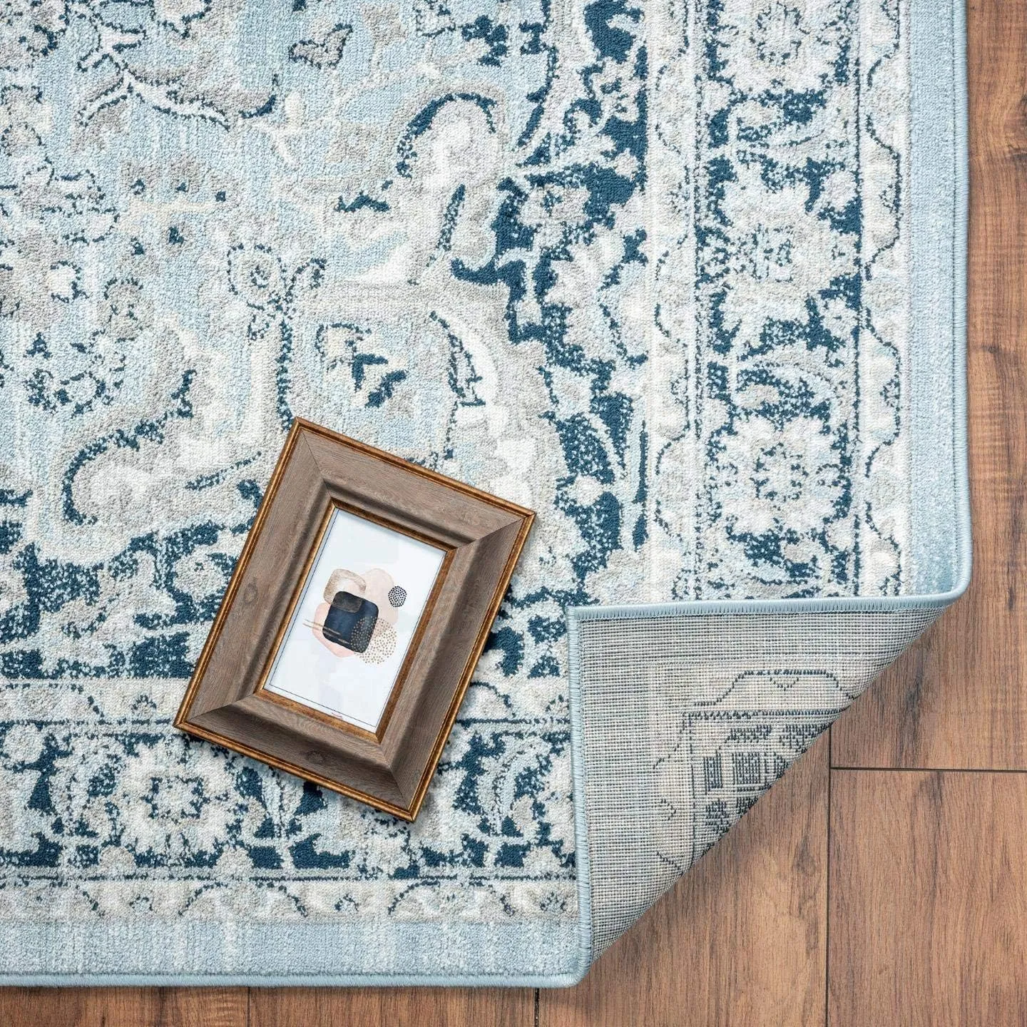 LUXE WEAVERS Olimpia Collection 5940 Blue 5x7 Oriental Floral Area Rug