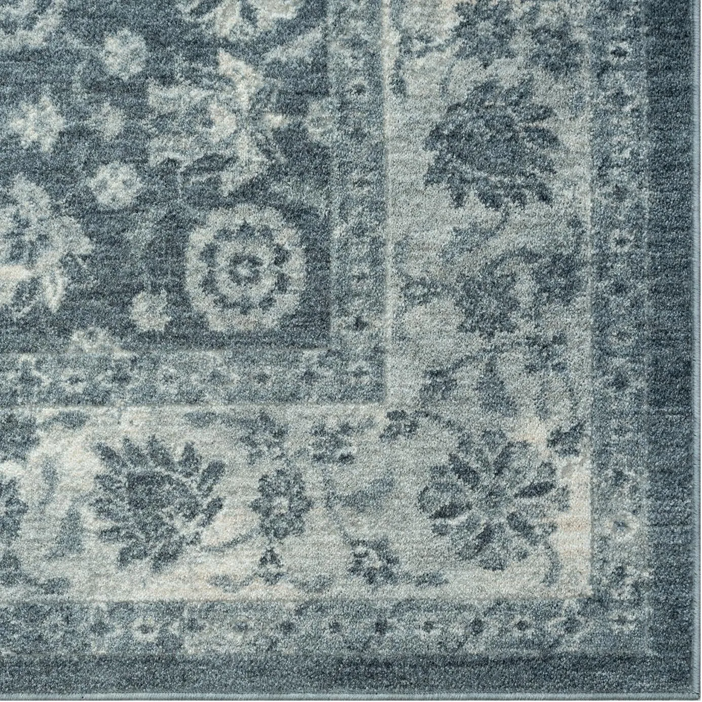 LUXE WEAVERS Patricia Collection 125 Blue 8x10 Oriental Floral Area Rug