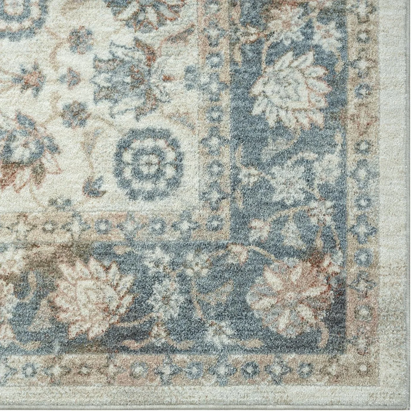 LUXE WEAVERS Patricia Collection 125 Ivory 8x10 Oriental Floral Area Rug