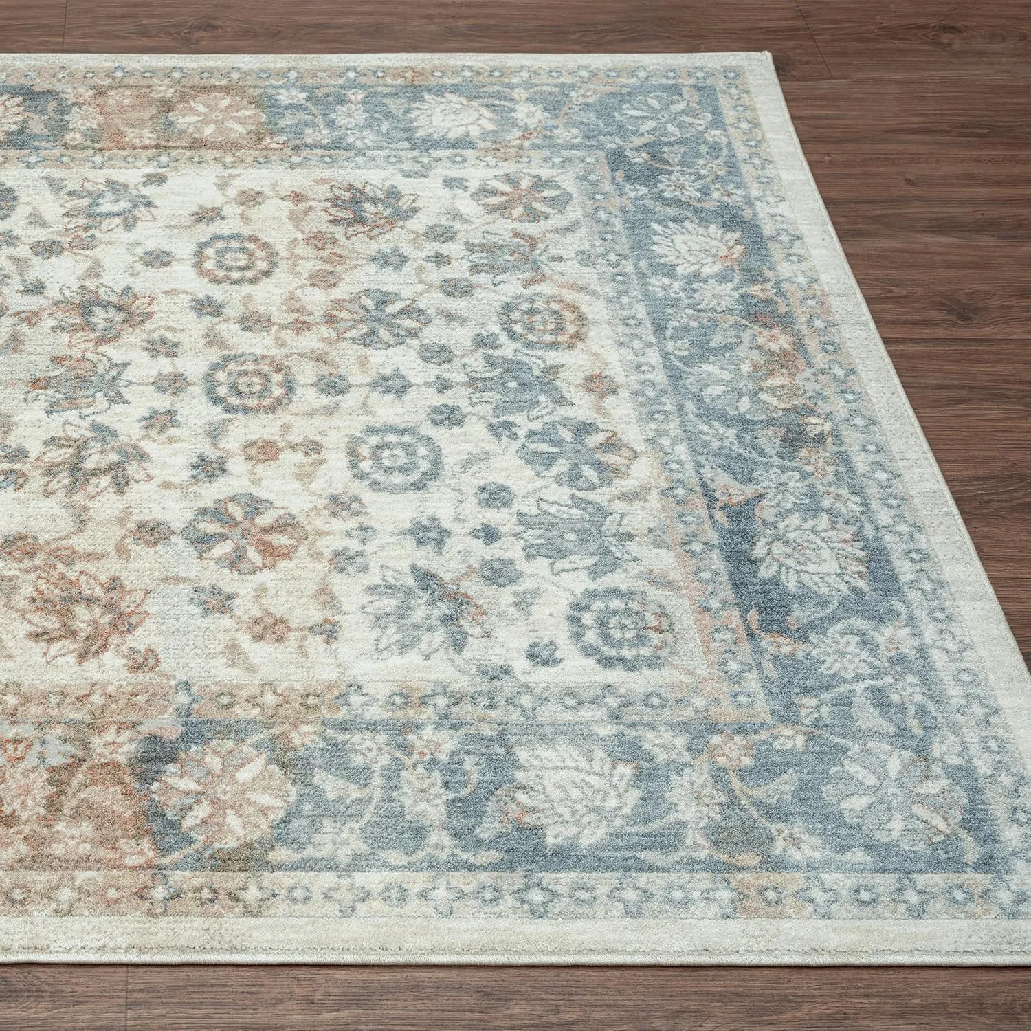 LUXE WEAVERS Patricia Collection 125 Ivory 8x10 Oriental Floral Area Rug