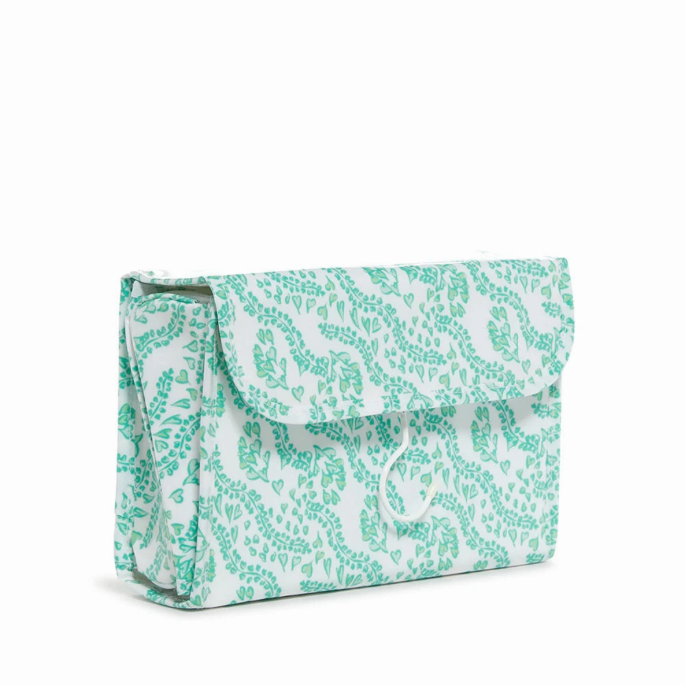 LUXE GLOSS Hanging Toiletry Case - ALL HEART