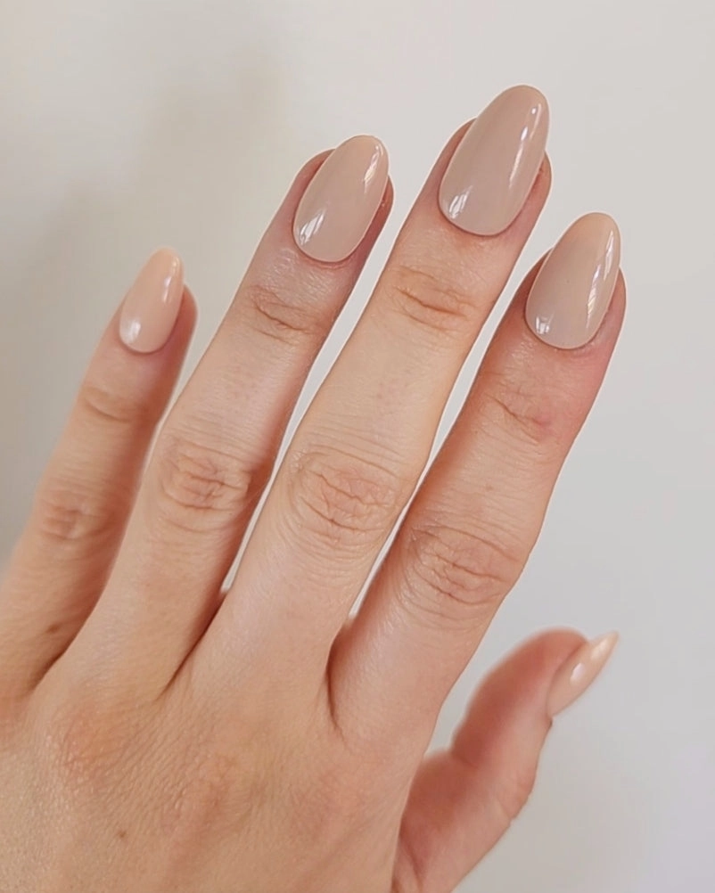 P  Nude with Attitude Gel Polish 10 ml