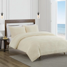 PENDLETON 26462 Nova Medallion Cream King Size Quilt, Breathable Cotton Solid White Bedding Cover Blanket with Matching Pillowcases for Bedrooms Rustic and Modern Home Decor, King, Ivory