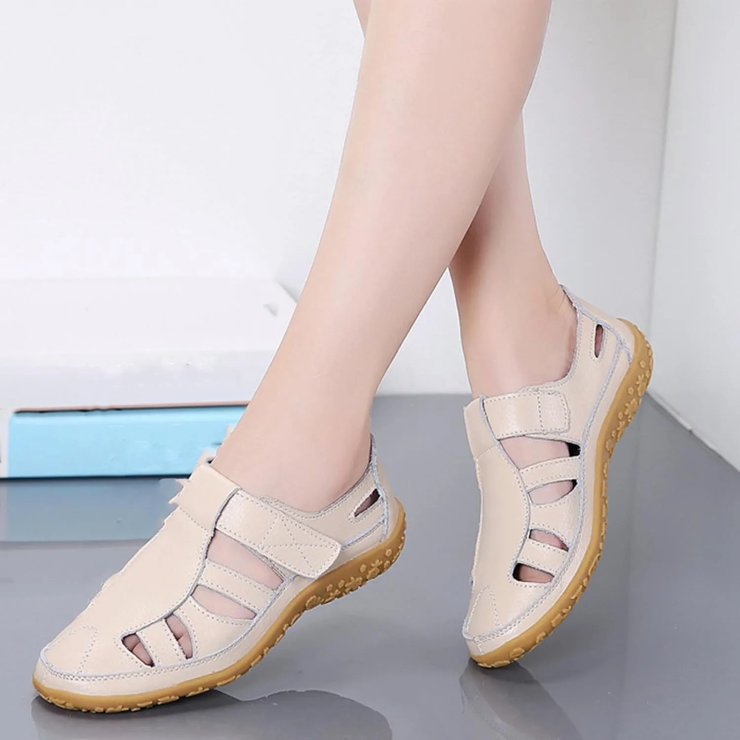 Women's Rubber Sole Orthopedic Sandals Anti-Slip Hollow Out Shoe Hook and Loop Closed Toe Trendy Flats